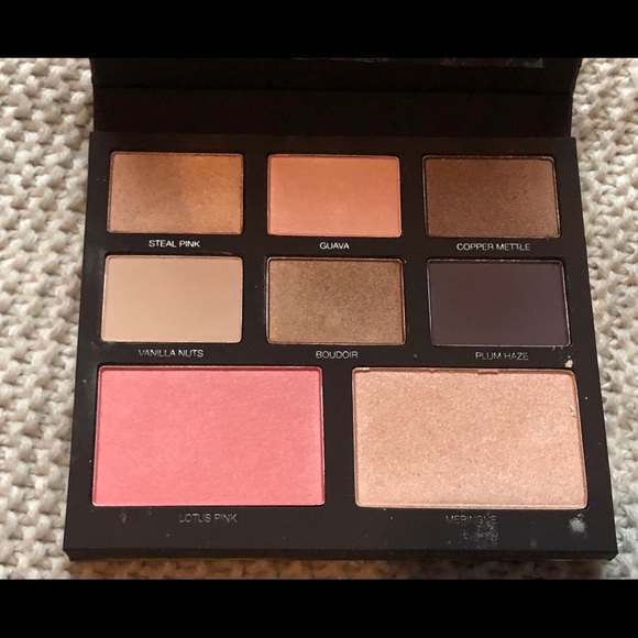 Laura Mercier Daring By Day - Picture 1 of 4
